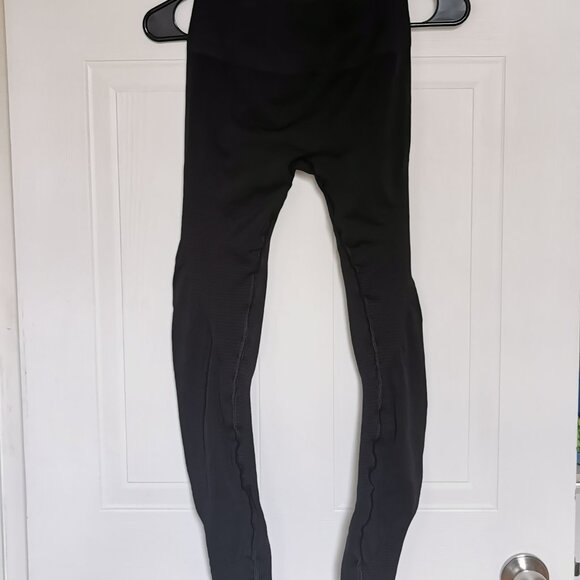 Revive Leggings - Picture 7 of 11